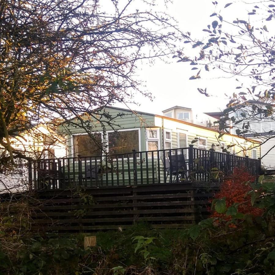 Delightful 3 Bedroom Holiday Home With Balcony Overlooking Fields And A Stream Gisburn Exterior photo